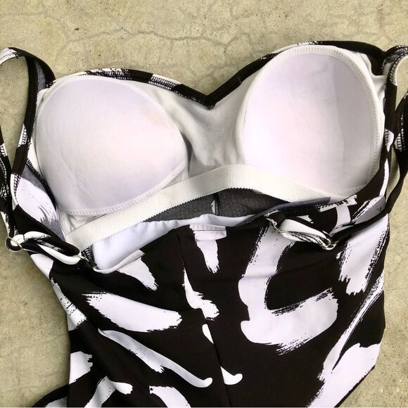Magicsuit by Miraclesuit One Piece Bathing Suit Swimsuit Black White Printed 14 - Picture 3 of 6